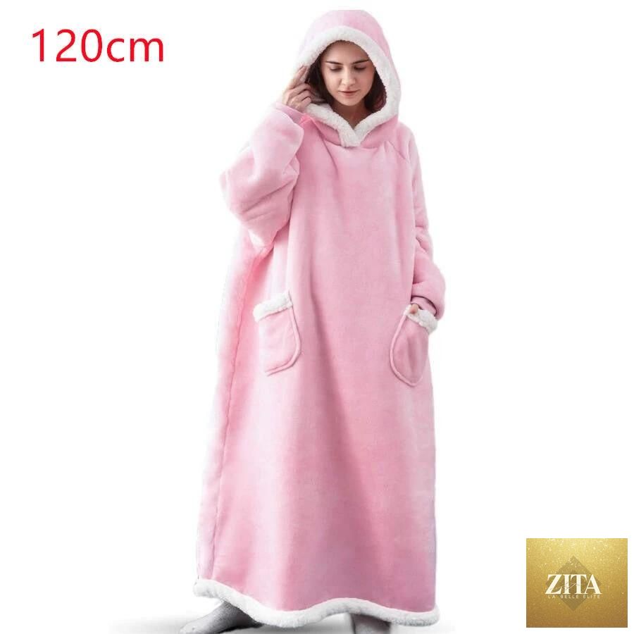 Mandotos winter TV hoodie blanket showing a cozy, oversized pullover with pockets in warm fleece fabric for men and women.