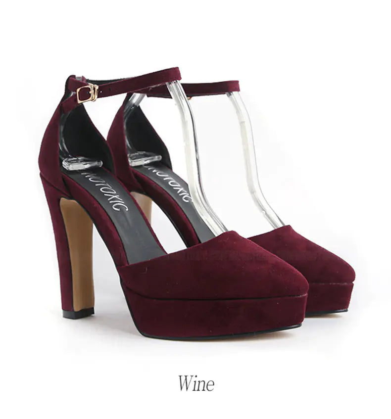 Korean style pointed toe chunky heels for women, stylish and modern footwear from Trendy Attic Store01.