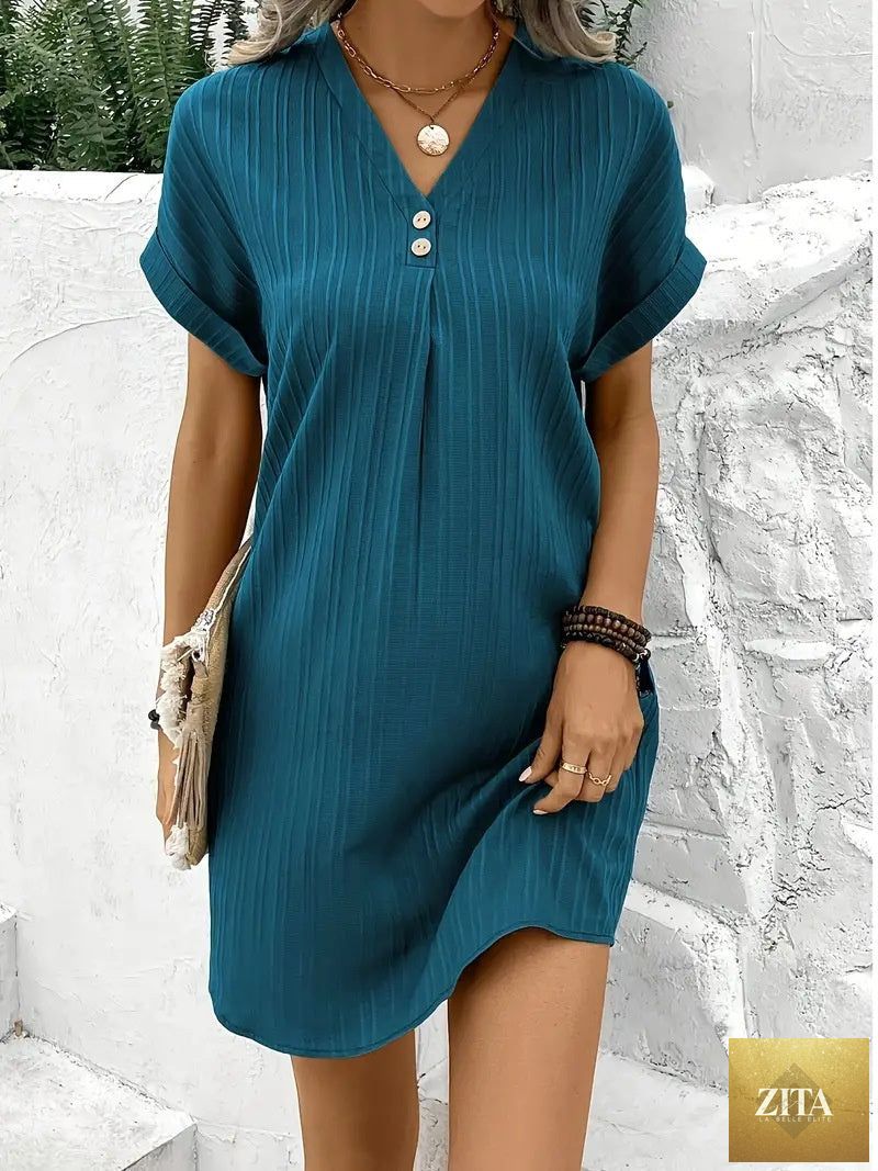 FitiqueFit button-front V-neck casual dress with short sleeves in solid fabric, perfect for relaxed, everyday wear.