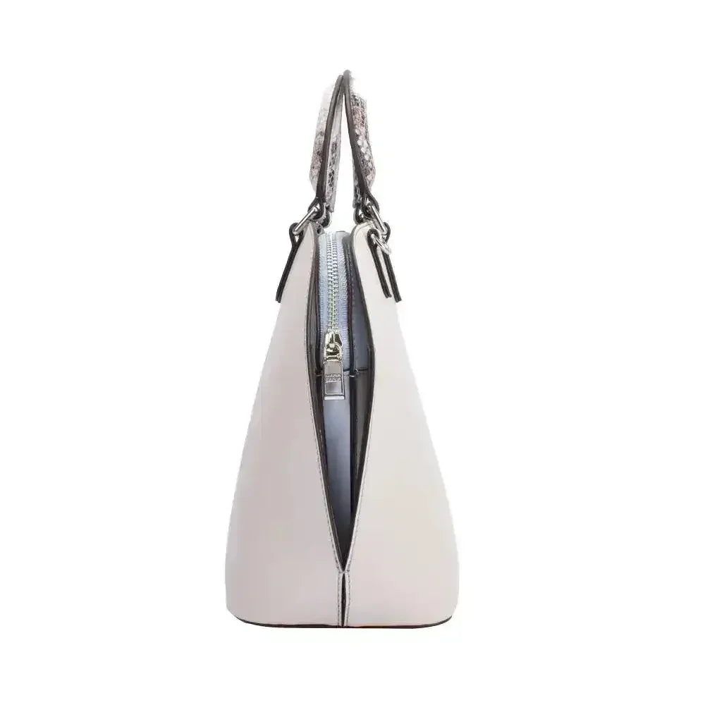 Luxurious Femstylo Maria Carla leather handbag with smooth leather, stylish and elegant for women's fashion accessories.
