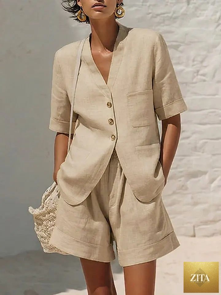 Women's cotton-linen loose-fit T-shirt and cropped shorts two-piece set by Zita La Belle Elite, casualwear for relaxed style.
