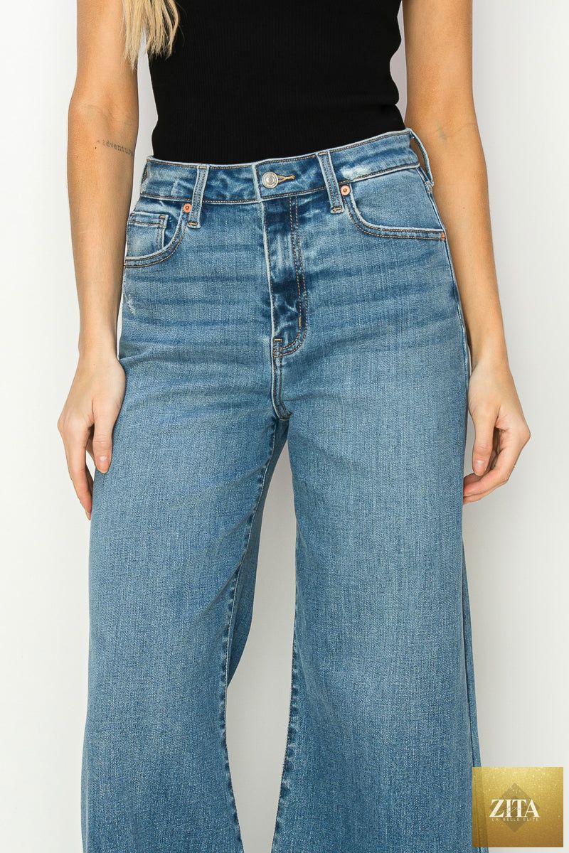 Artemis Vintage Noa high-rise crop palazzo jeans showing light wash denim with wide-leg style and high waist fit.