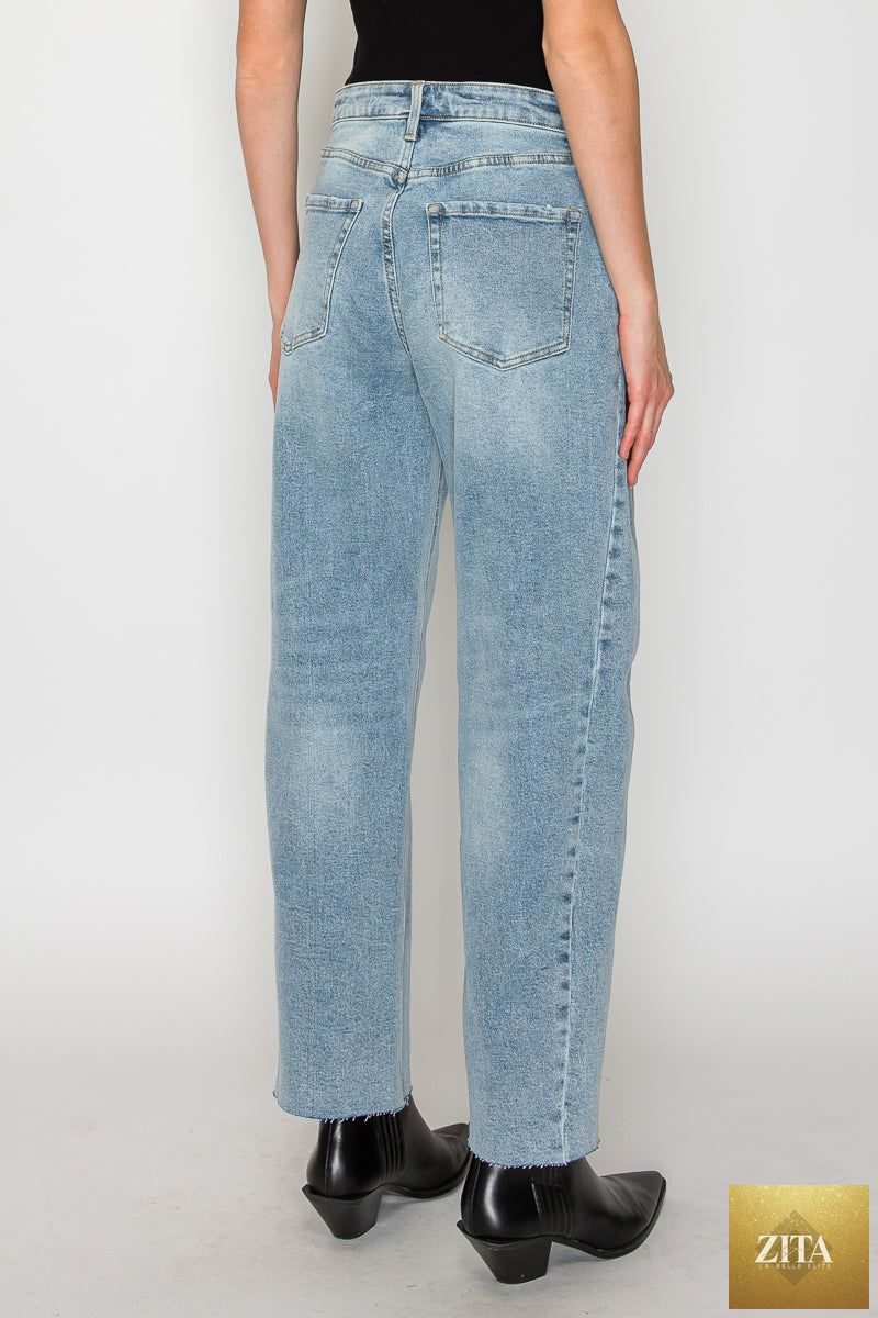 Blue Harlow high-waisted barrel jeans by Artemis Vintage, showcasing classic denim with a relaxed fit and vintage style.