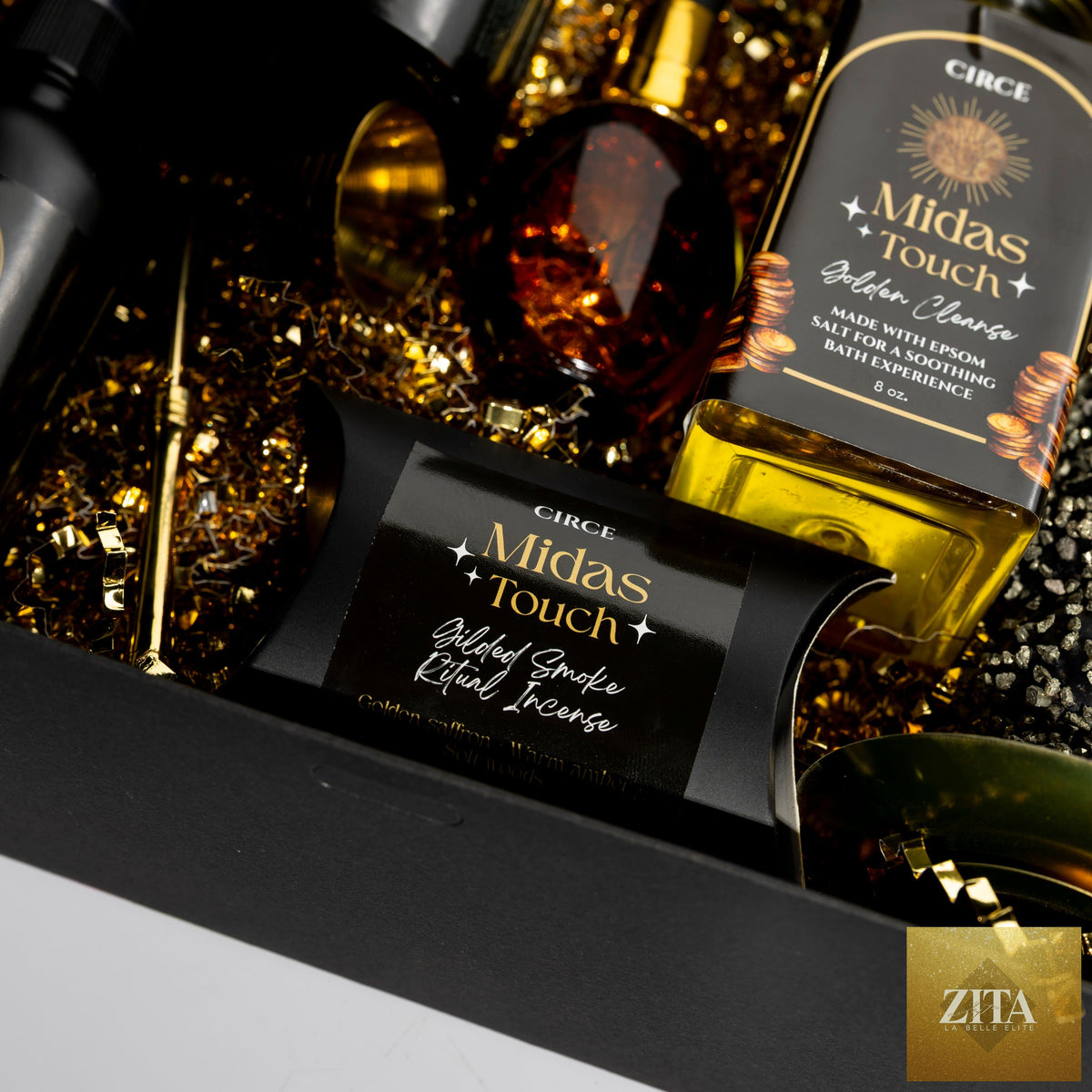 Paris Hilton 4-piece gift set by Zita La Belle Elite, featuring elegant packaging and luxurious beauty products.