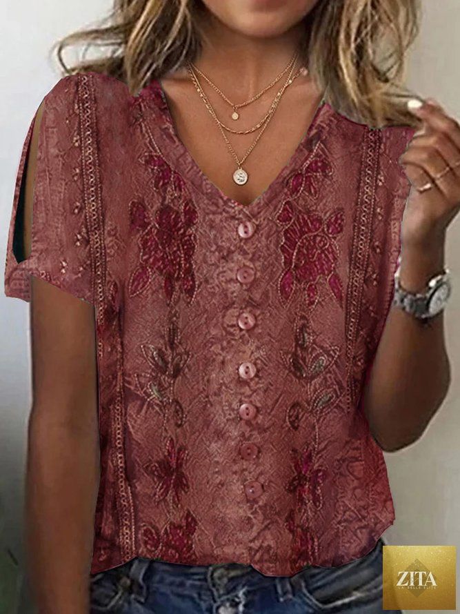 Women’s lace heart print T-shirt from Zita La Belle Elite, short sleeve casual top with summer floral lace design.