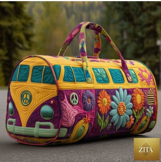 Social Buzz eSIMs quilted travel bag with embroidery, multifunctional sports and fitness bag, showcasing a compact, stylish design.