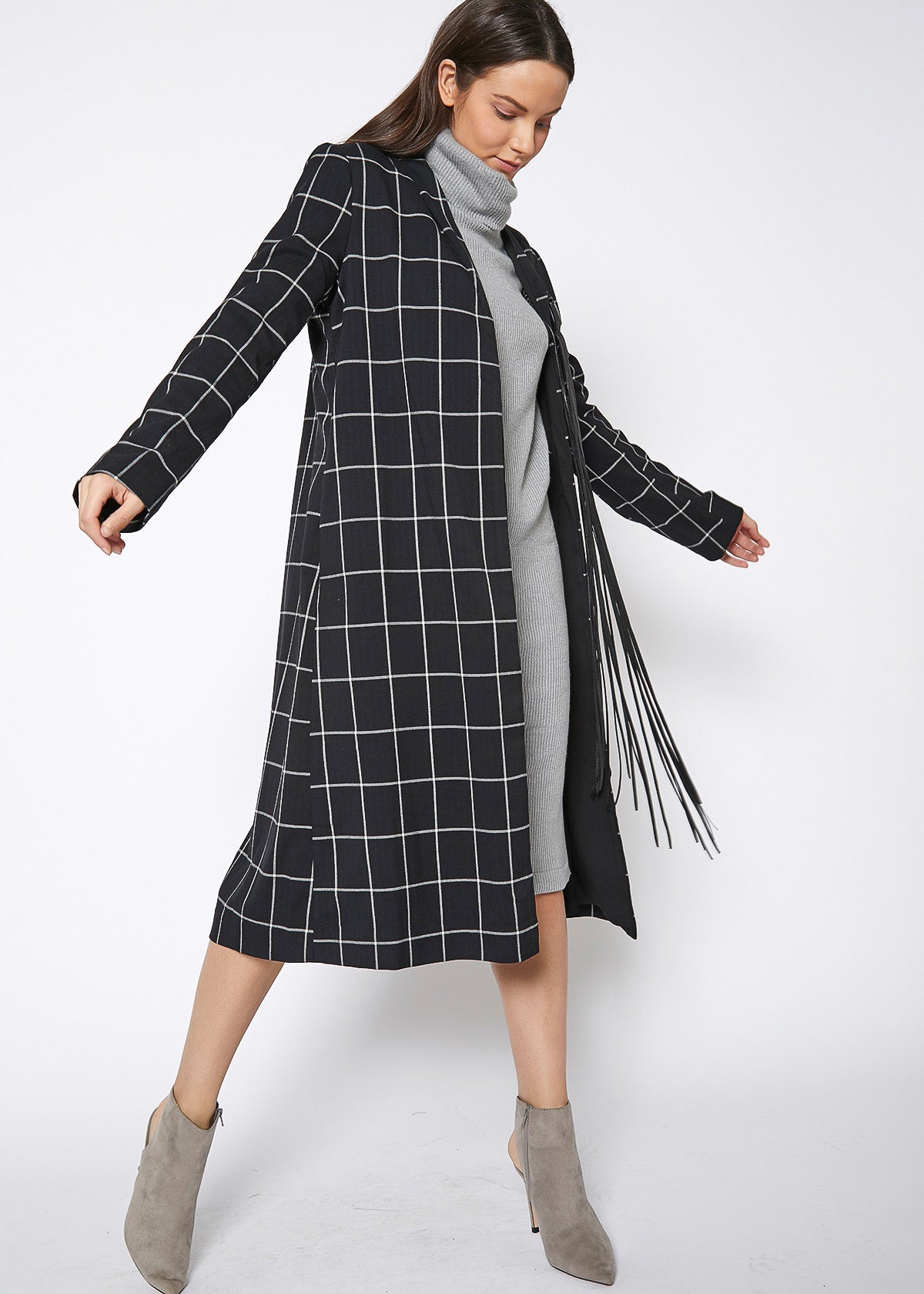 Women's Minimalist Grid Longline Coat In Black Lemon Hera