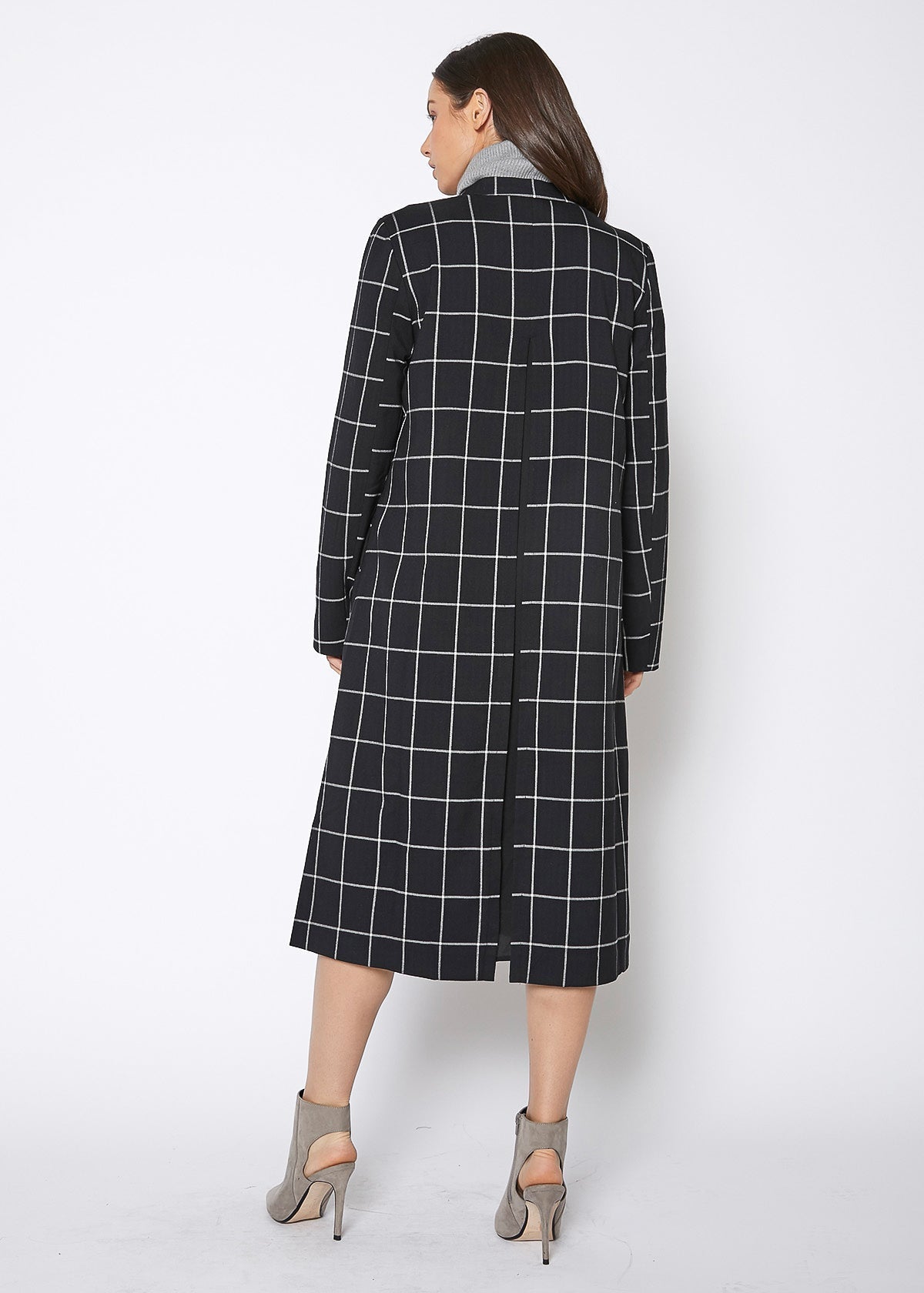 Women's Minimalist Grid Longline Coat In Black Lemon Hera