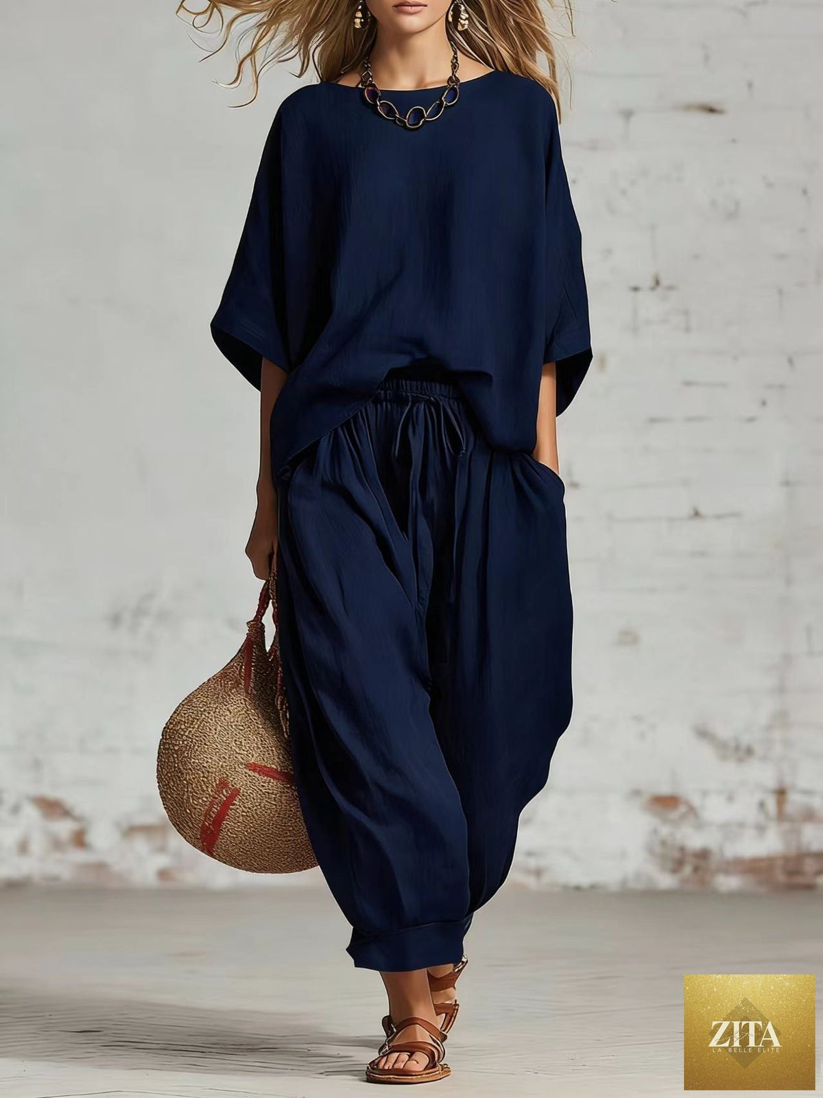Zita La Belle Elite women's casual set with solid color t-shirt and ankle pants, relaxed fit and comfortable for everyday wear.