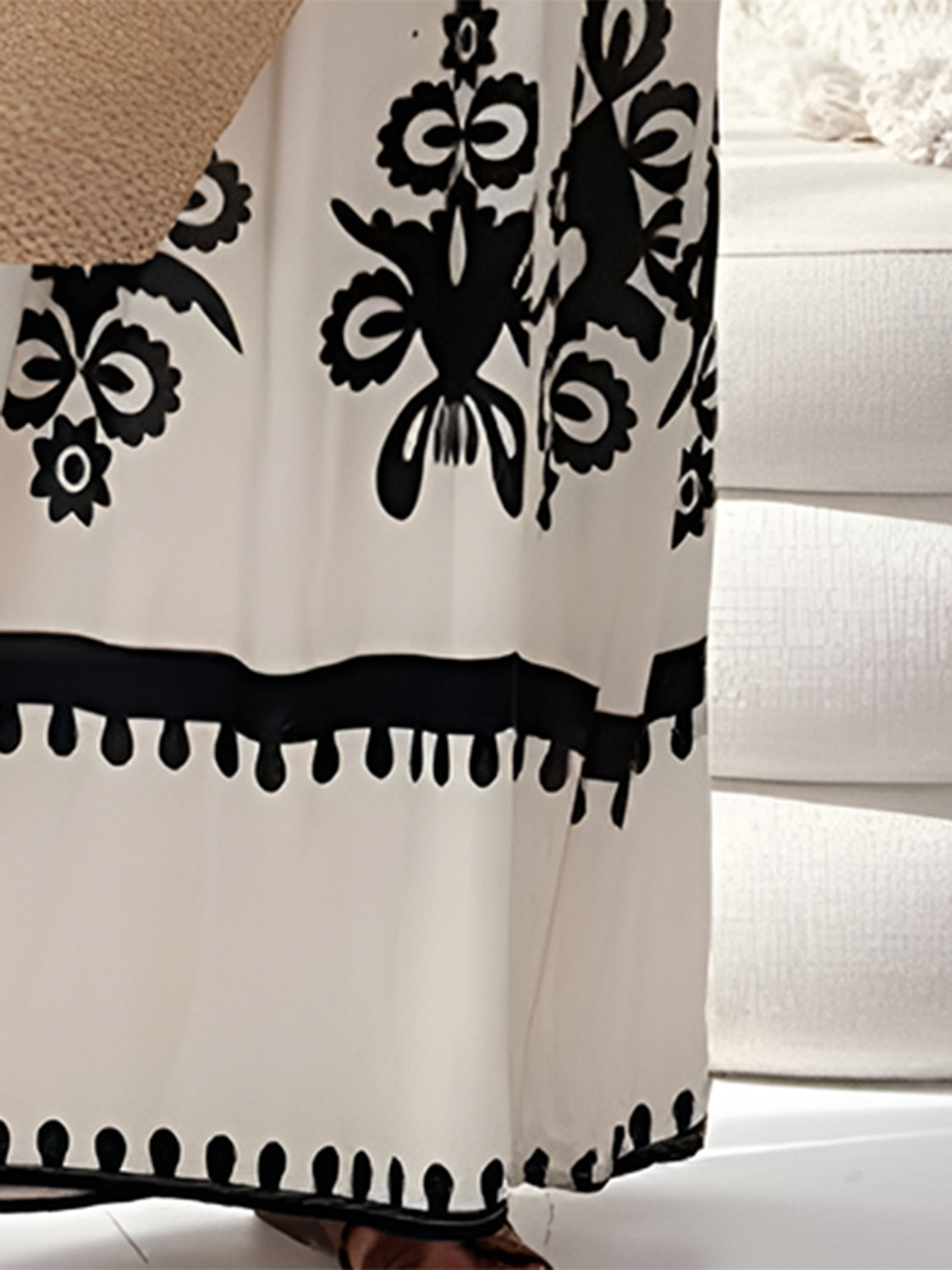 Stevvex women's sleeveless maxi dress with unique printed spaghetti straps, elegant summer dress flowing to ankle length.