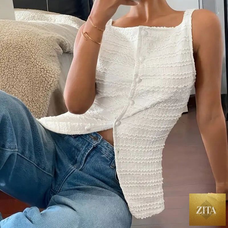 Zita La Belle Elite square neck button-up vest top in Y2K style, casualwear tank top with sleeveless design and trendy square neckline.