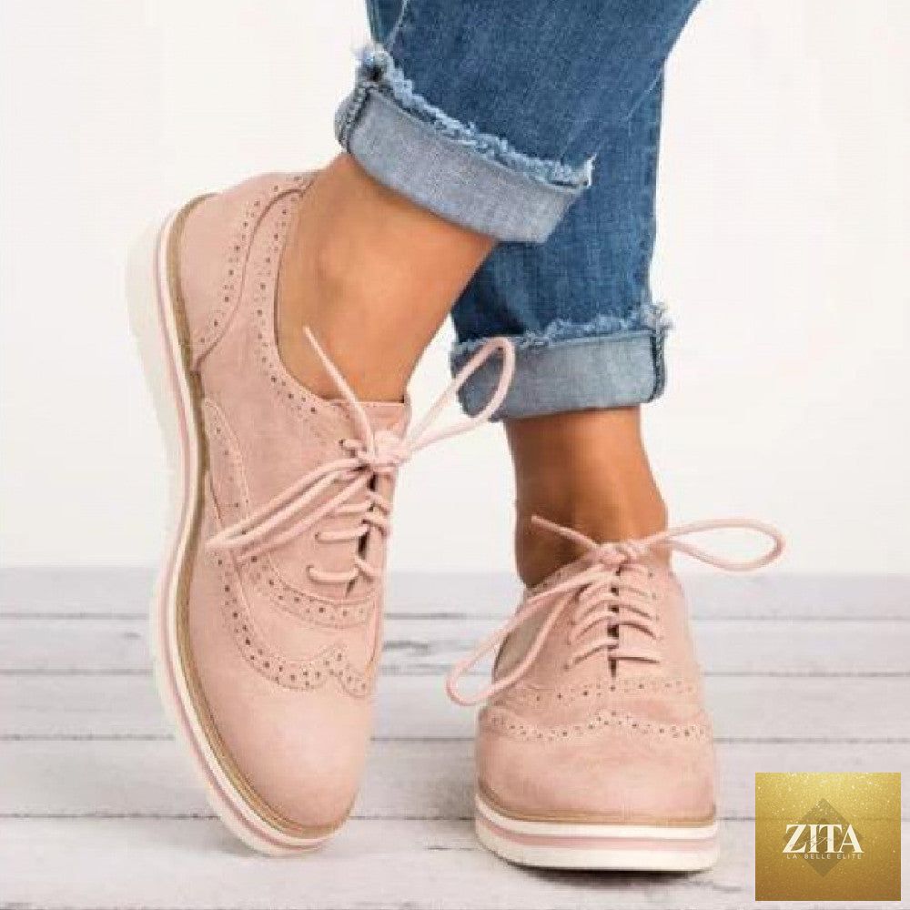 Women’s retro British-style casual sneakers by Zita La Belle Elite, featuring classic design and comfortable everyday footwear.