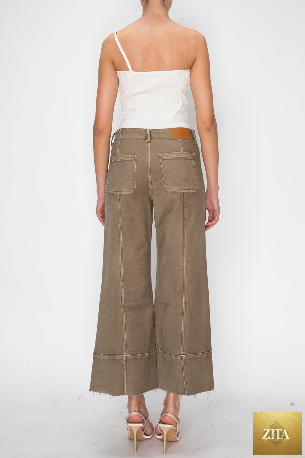 High rise slim crop palazzo pants by Artemis Vintage, featuring a fashionable fit and stylish design in the image.