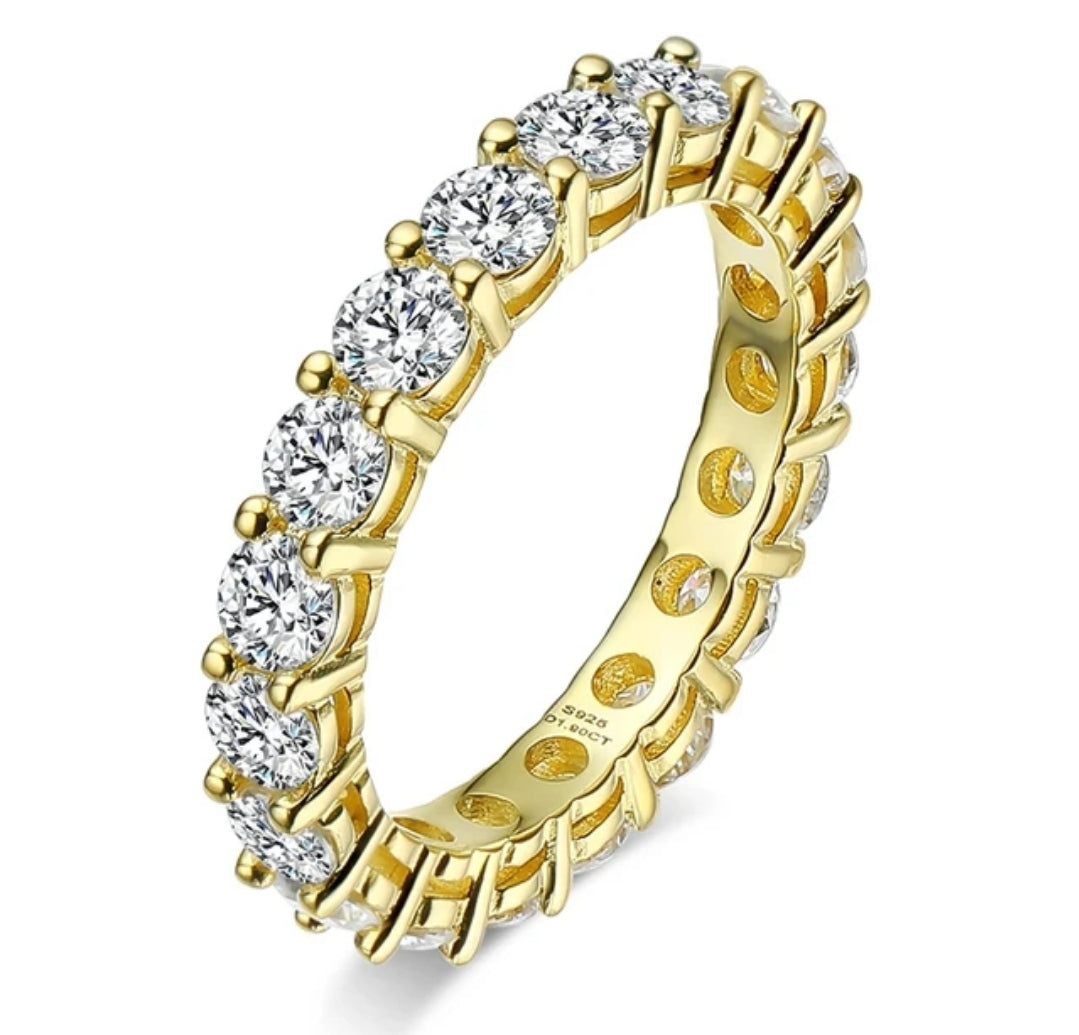 4CT TW Round Diamond Veneer Cubic Zirconia 14K Gold Ring. 635R102K