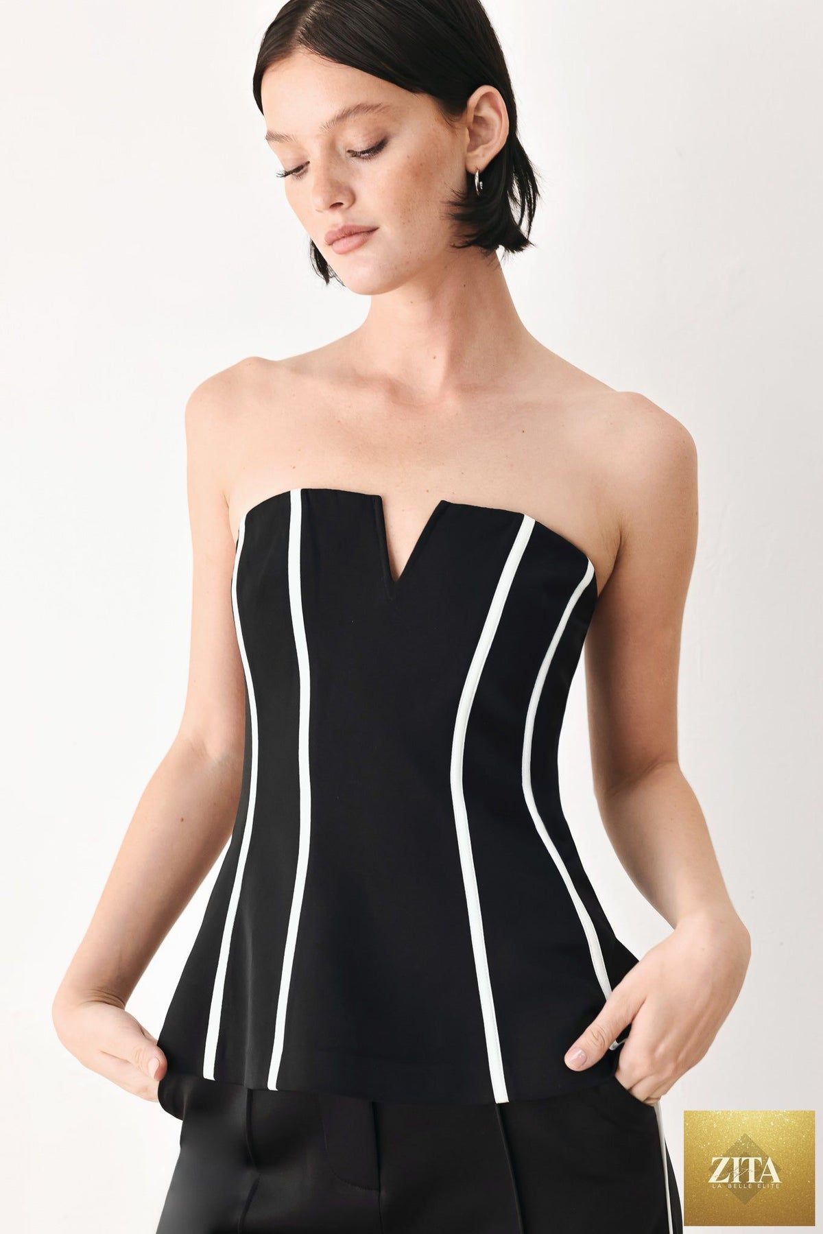 BLACK AND WHITE REIGN WOVEN TUBE TOP