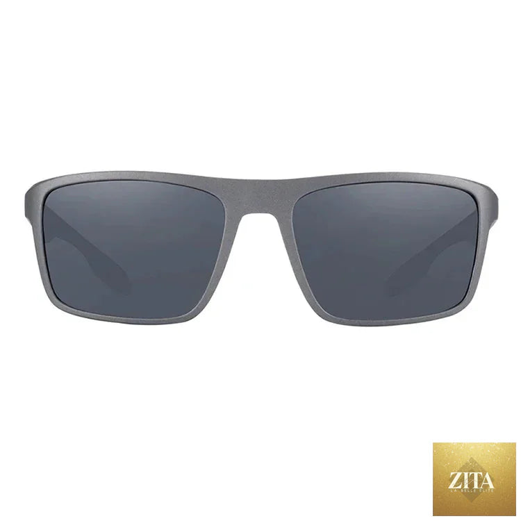 Stevvex Barcurtr90 ultralight polarized sunglasses for men with vintage square frame and UV400 protection for summer.