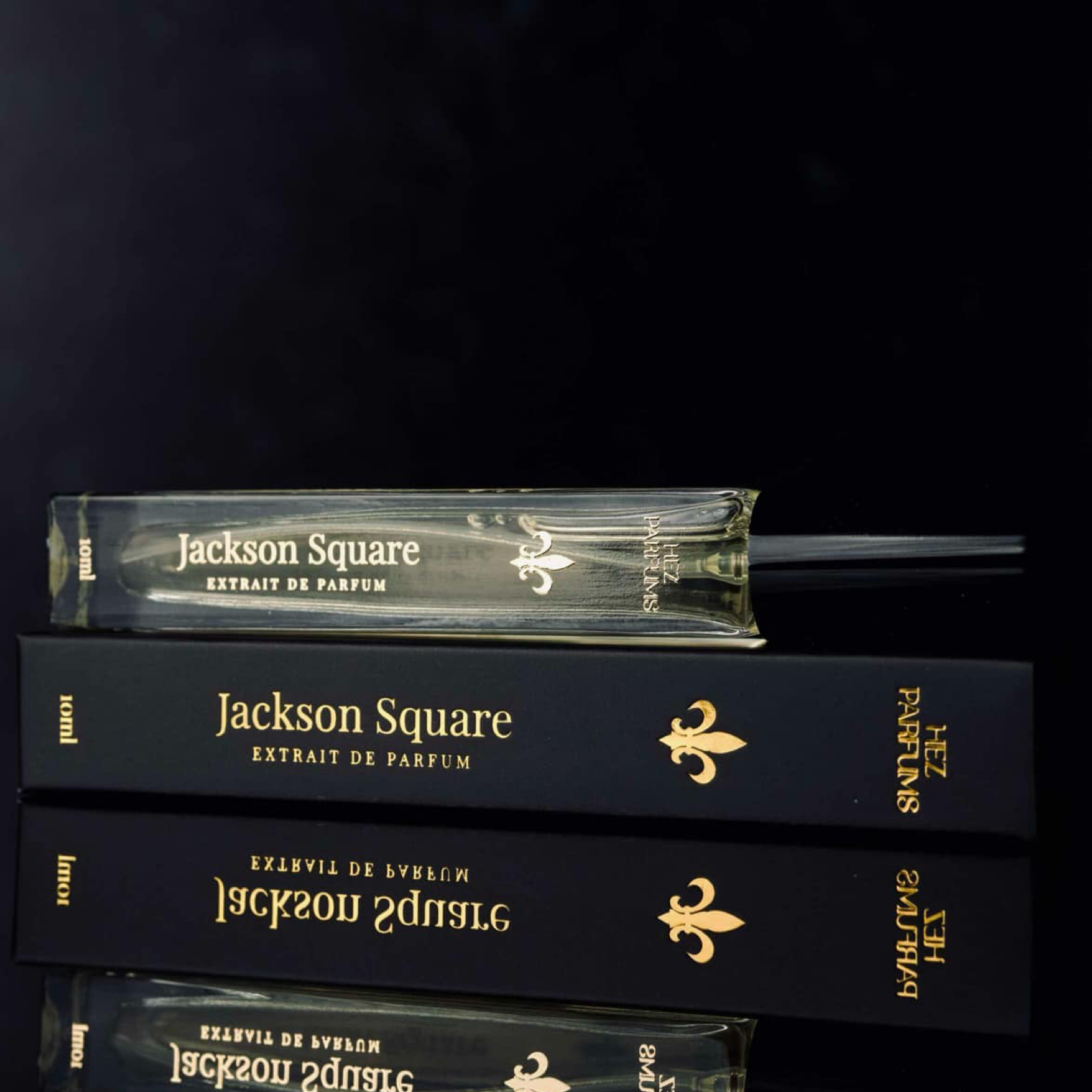 HEZ PARFUMS Jackson Square perfume bottle with elegant design, showcasing the luxurious fragrance packaging.