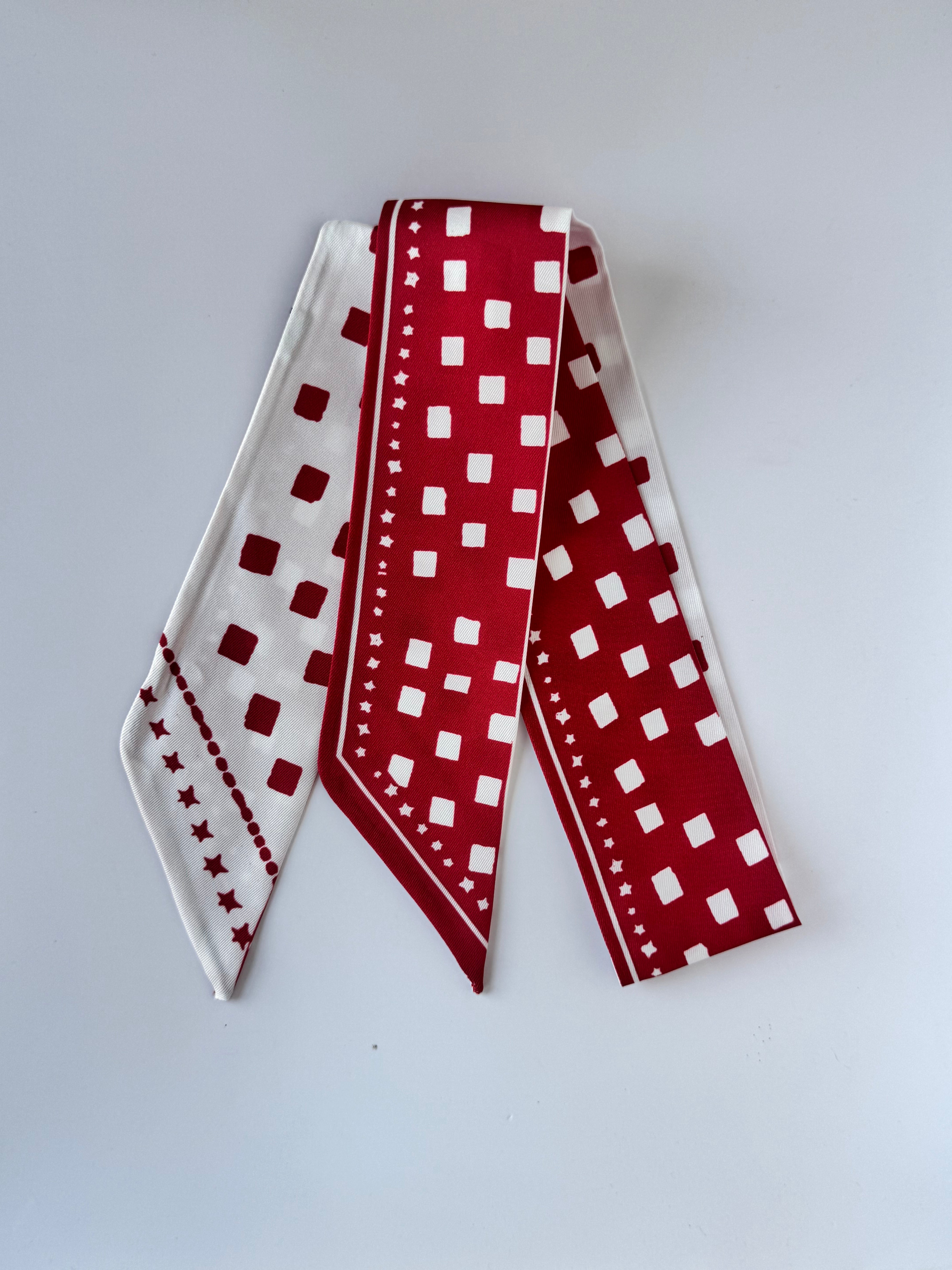 Maroon and White Blocks Twilly
