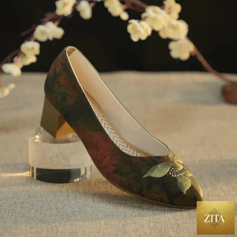 Elegant floral high heels for women with round toe, stylish women’s shoes by Trendy Attic Store01.