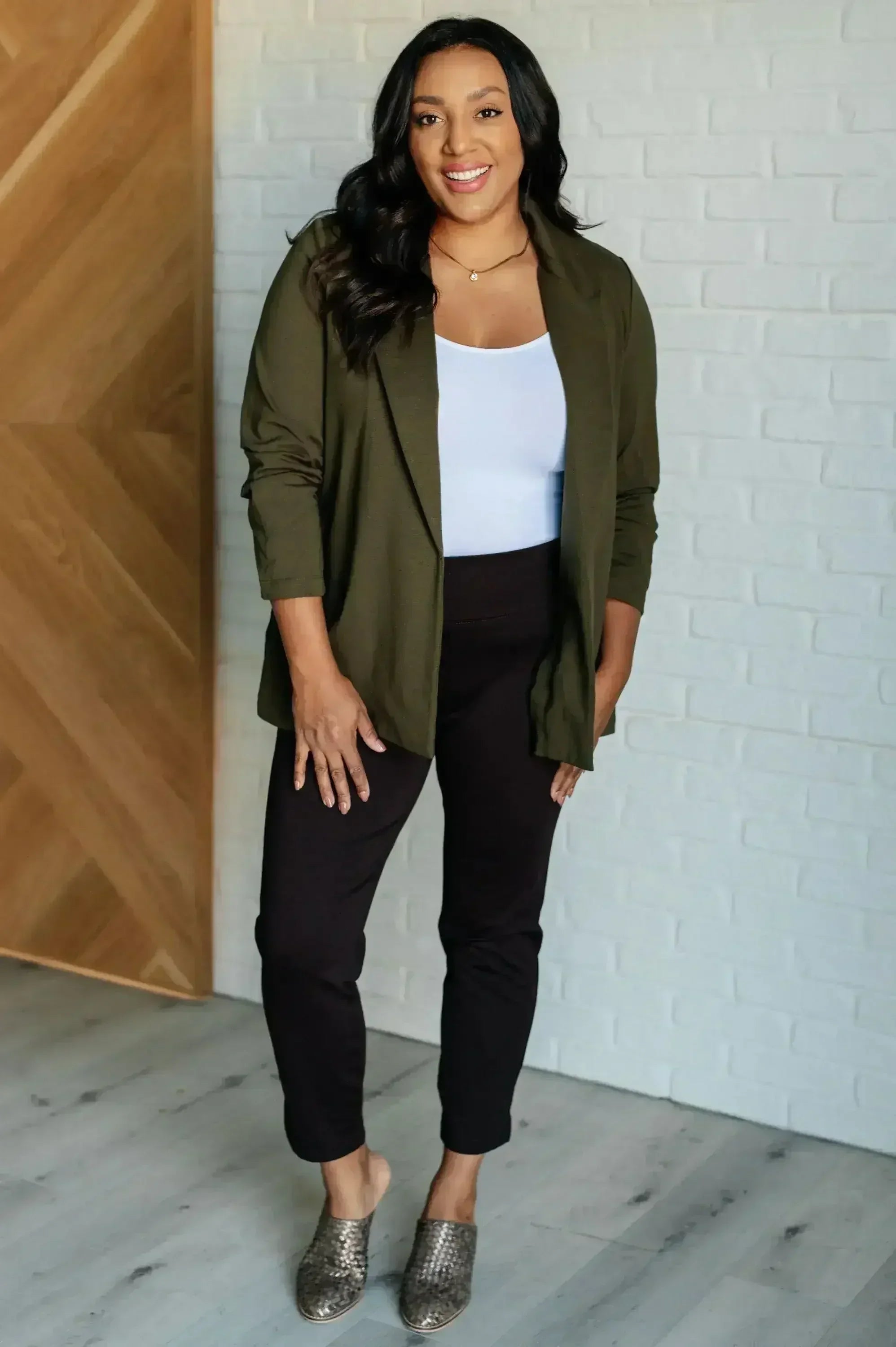 Femstylo women's Magic 3/4 blazer in olive, tailored fit with stylish lapels and long sleeves, perfect for casual or professional wear.