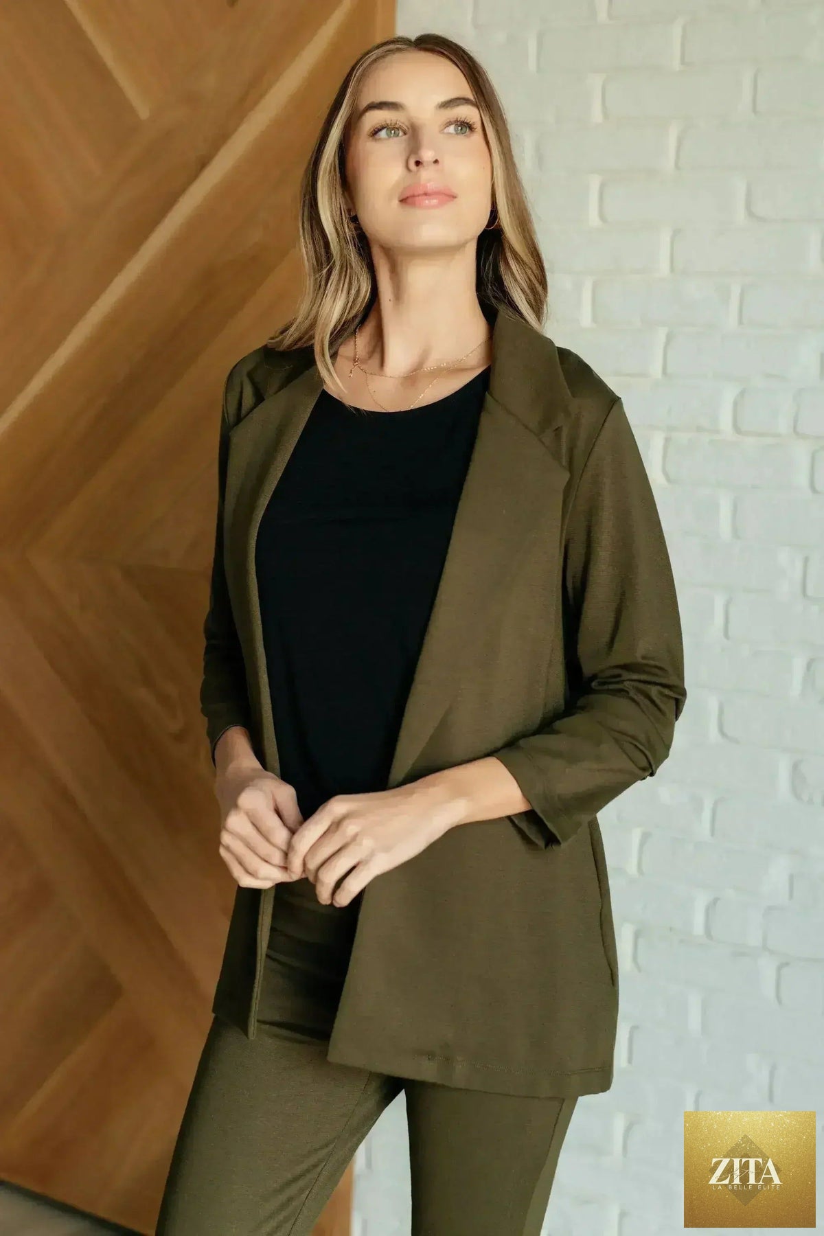 Femstylo women's Magic 3/4 blazer in olive, stylish tailored blazer with three-quarter sleeves and a classic fit.