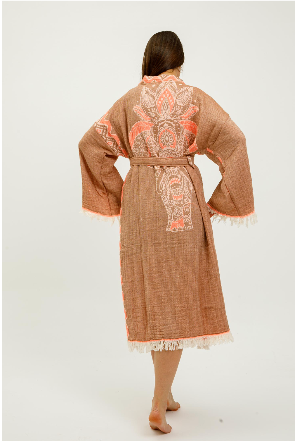 Buldano Jungle Kimono Elephant featuring a colorful jungle animal print, lightweight fabric, and relaxed fit for casual wear.