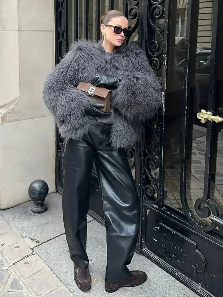 TARUXY Fashion Luxury Cropped Faux Fur Coat Women's Winter 2025 Ins Hot Fluffy Short Faux Fur Jacket Street Style Warm Outwear ZITA LA BELLE ÉLITE