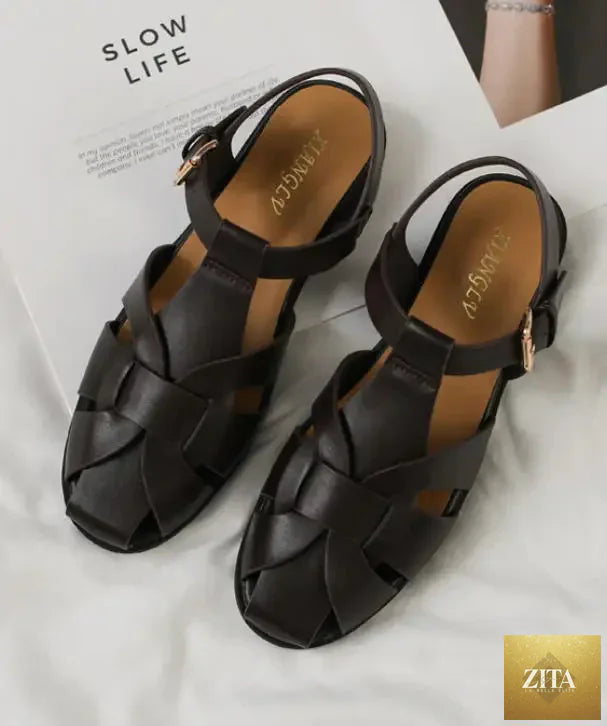 Zita La Belle Elite women's summer flat sandals with open toes, elegant design, suitable for office or casual beach wear.