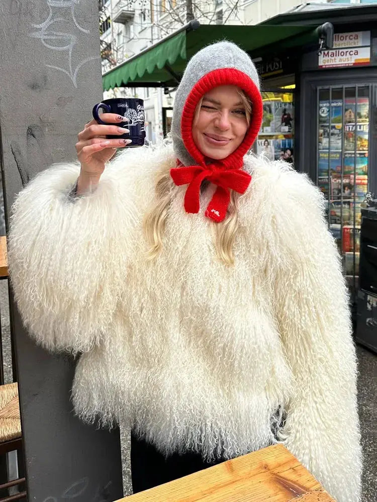 TARUXY Fashion Luxury Cropped Faux Fur Coat Women's Winter 2025 Ins Hot Fluffy Short Faux Fur Jacket Street Style Warm Outwear ZITA LA BELLE ÉLITE