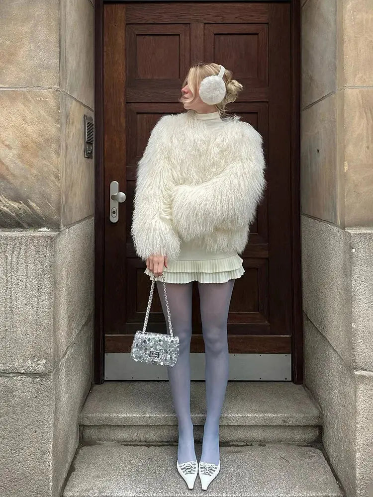 TARUXY Fashion Luxury Cropped Faux Fur Coat Women's Winter 2025 Ins Hot Fluffy Short Faux Fur Jacket Street Style Warm Outwear ZITA LA BELLE ÉLITE