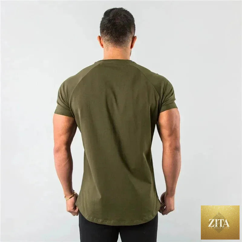 Mandotos men's casual short sleeve T-shirt, slim fit gym fitness top with muscle fit design, ideal for streetwear and summer workouts.