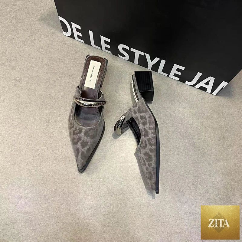 LadyShow.Store summer women’s slide shoes with metal decoration, thick heel, open toe cover mules, stylish and comfortable footwear