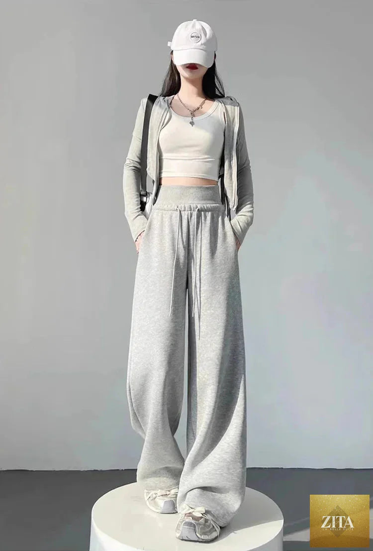 Gray high-waist loose wide-leg straight pants for women, casualwear by Zita La Belle Elite, shown on a model against a neutral background.
