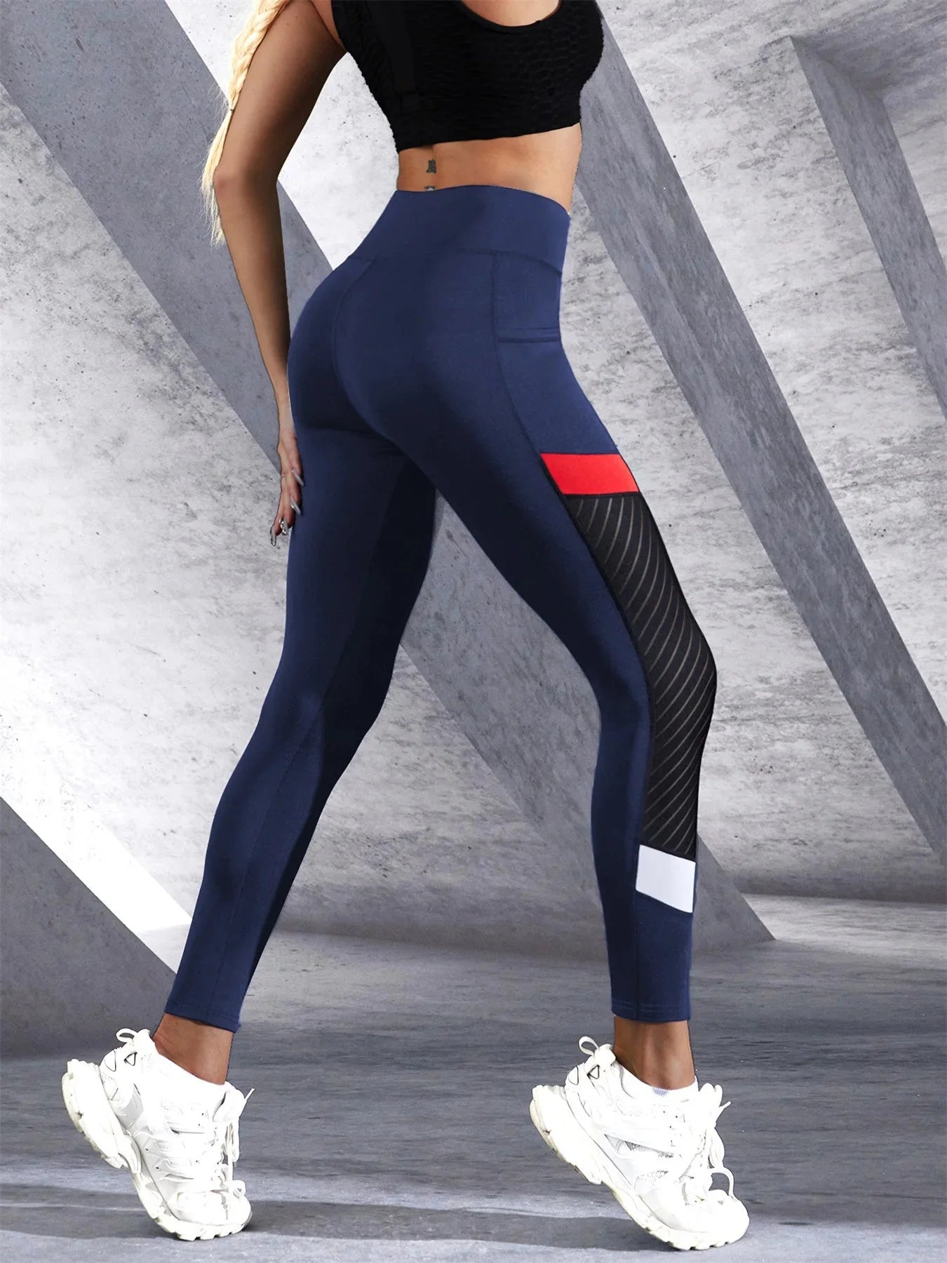 ๐ค Colorblocked Mesh High-Waist Yoga Leggings with Side Pockets