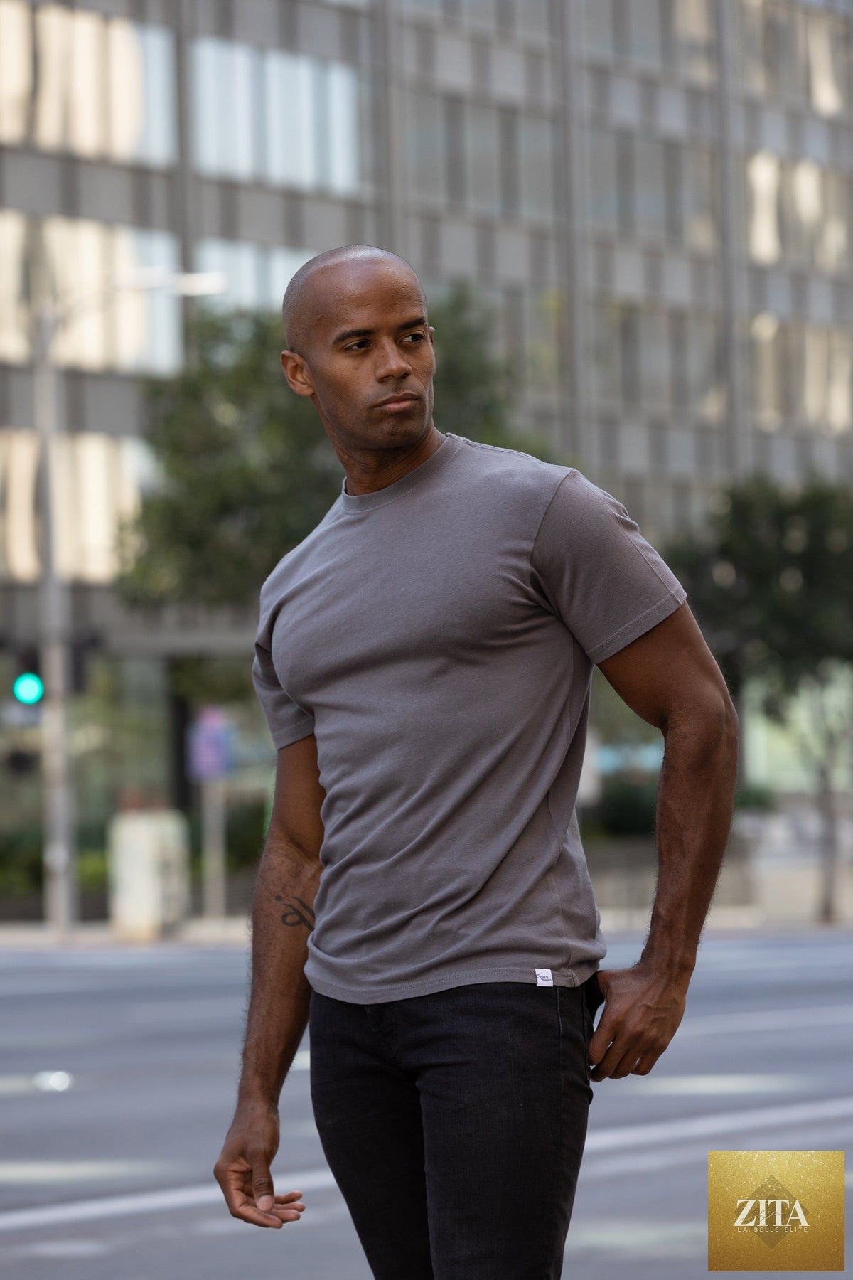 Men's Spun Bamboo short sleeve T-shirt in bamboo viscose and organic cotton with a classic cut, displayed on a plain background.