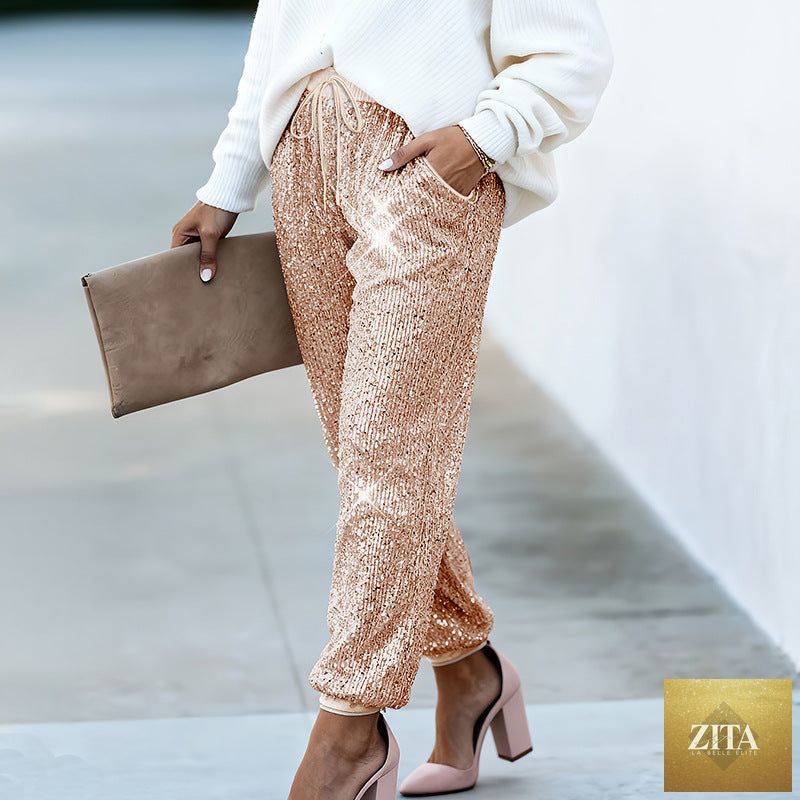 Women's high-waist straight-leg trousers by Zita La Belle Elite, full-length casual pants in a relaxed fit, shown on a model.