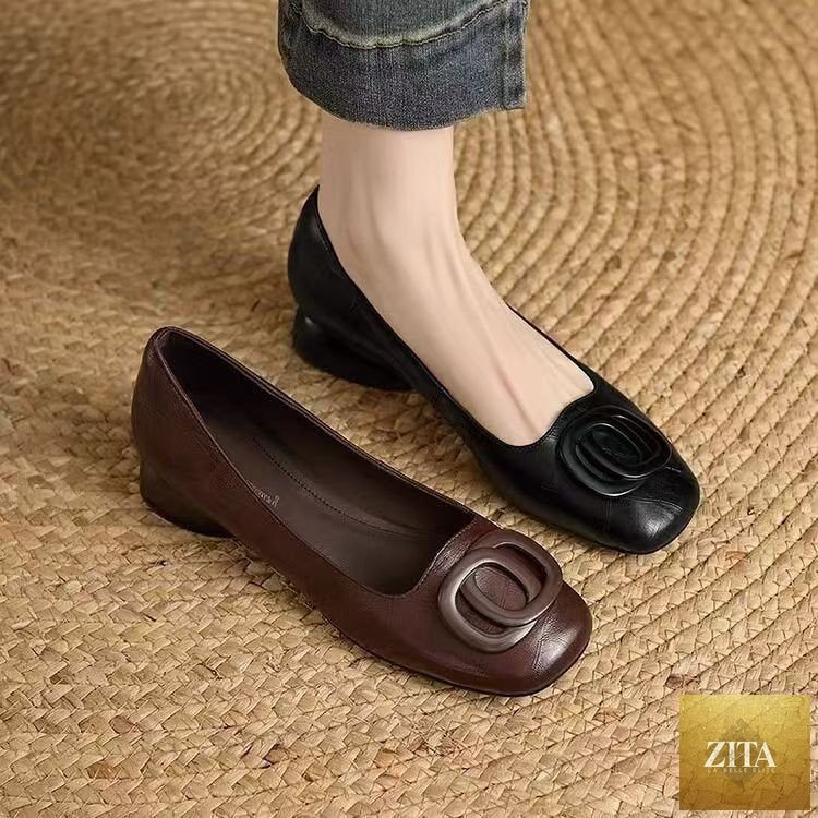 Women’s vintage French round toe slip-on flats with low chunky heels and Mary Jane style straps by Zita La Belle Elite.