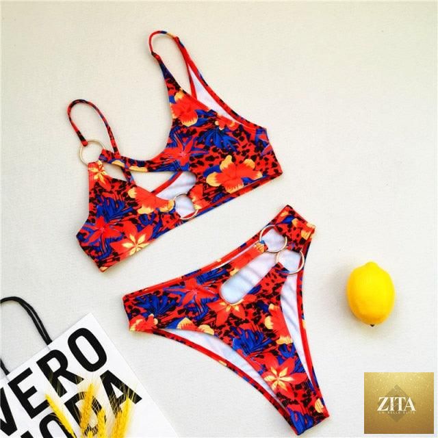 Stevvex two-piece women’s bikini with cut-out design, chain ring details, string bra top, and matching bikini bottoms for summer beach wear.