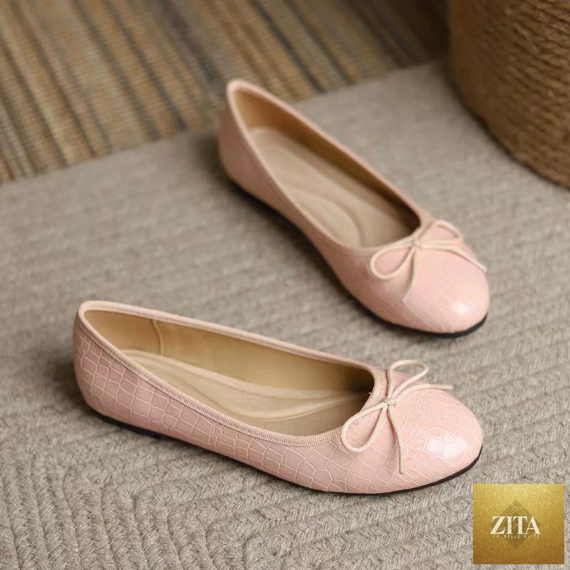 Women's slip-on flats with egg-roll edge design, round toe, FitiqueFit footwear inspired by Chanel-style pump shoes.