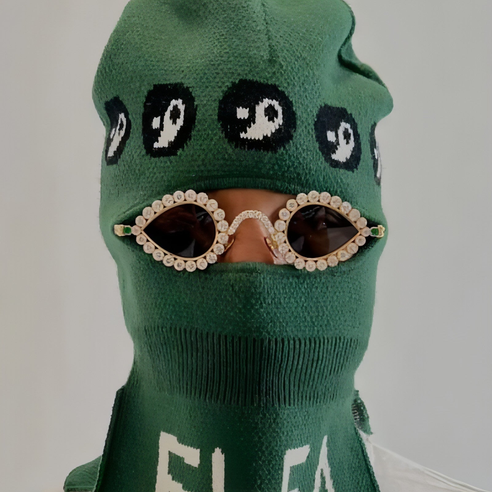 Z. Metal Small Frame Diamond Sun Glasses Accessories Carmine Juneberry