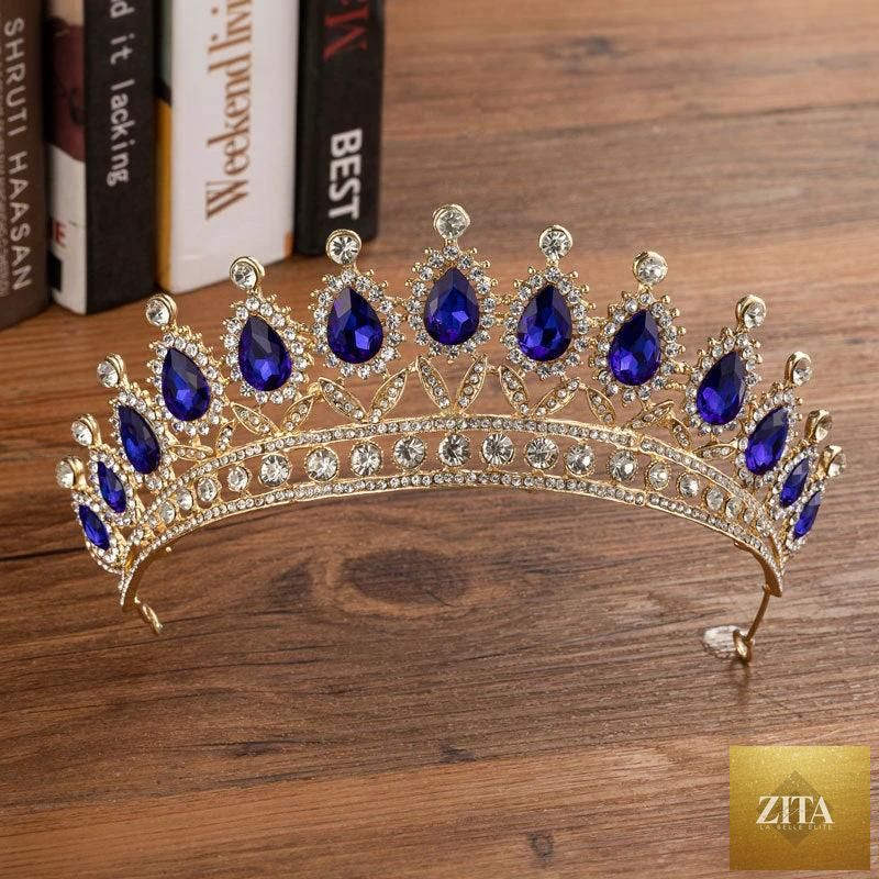 Elegant bridal crown made of alloy with diamond accents, designed as a wedding headdress for a sophisticated wedding look.