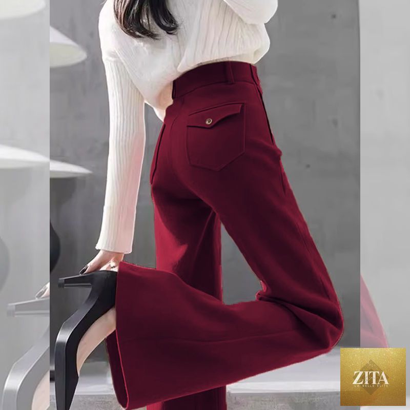High-waisted slimming workwear bootcut pants in black, featuring a tailored fit and versatile style for professional attire.