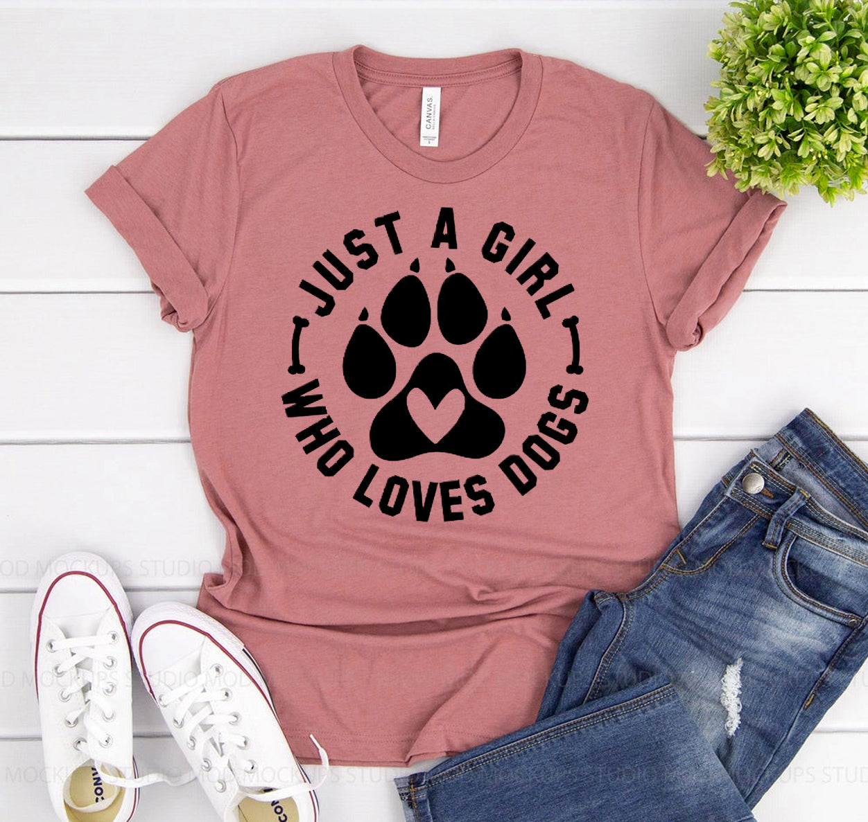 Just A Girl Who Loves Dogs T-shirt Agate