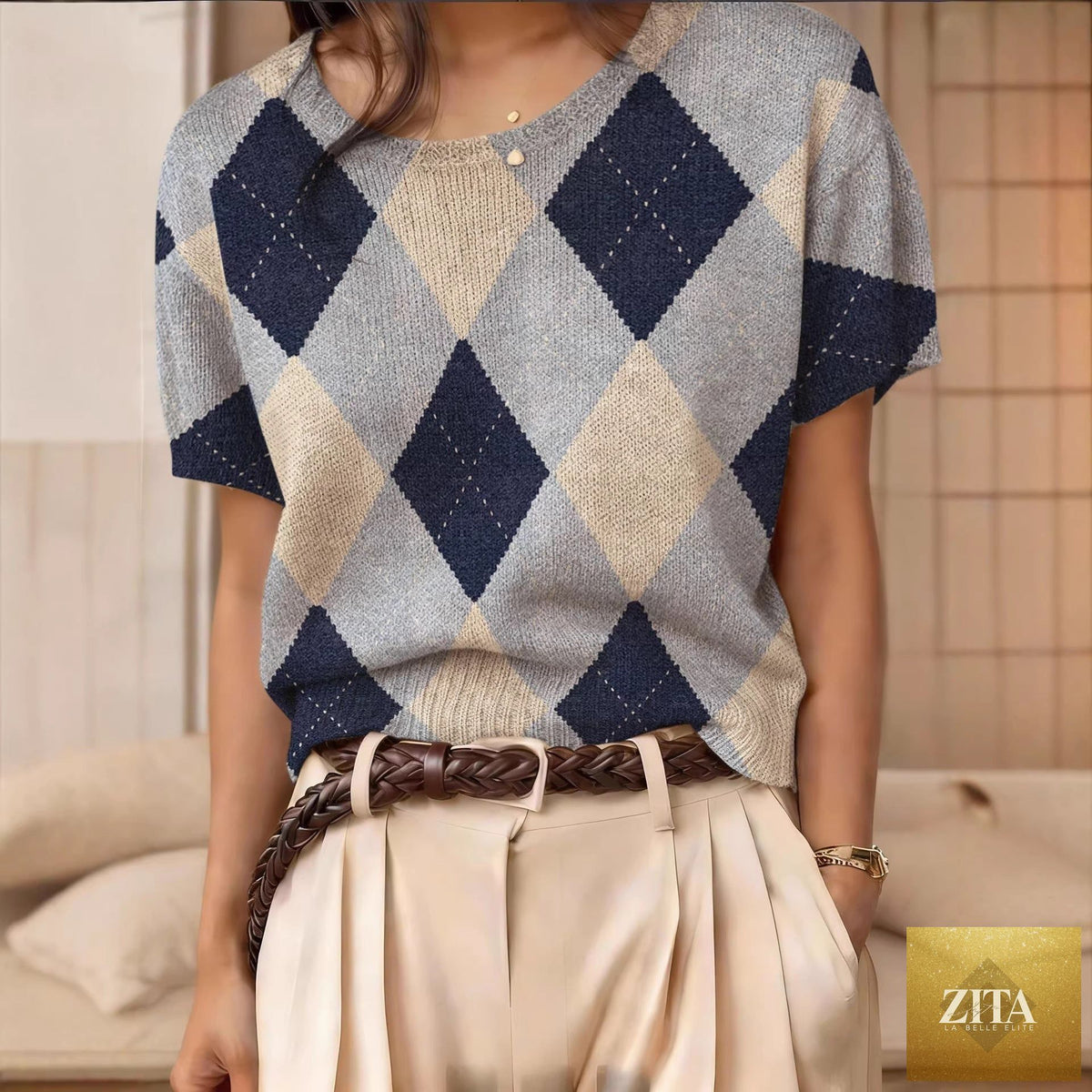 Zita La Belle Elite women's retro short-sleeve jacquard knit top, casualwear with intricate pattern and comfortable fit.