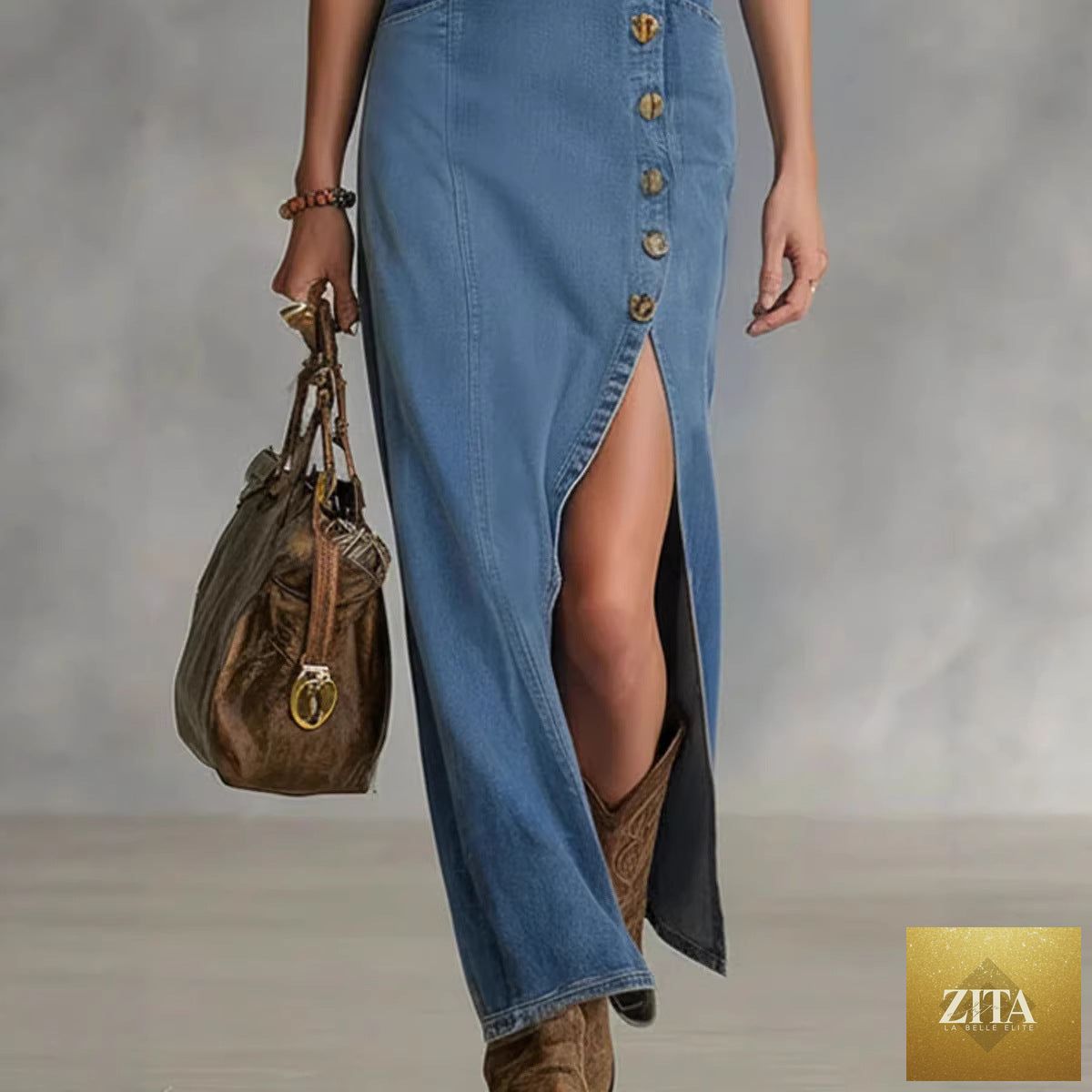 Zita La Belle Elite sleeveless denim-style dress with button-front closure, vintage casualwear in size S to XXL, displayed on a hanger.