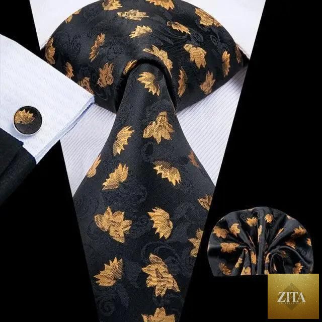 Elegant Stevvex yellow gold tie set with matching handkerchief and cufflinks for men, ideal for weddings and formal suits.