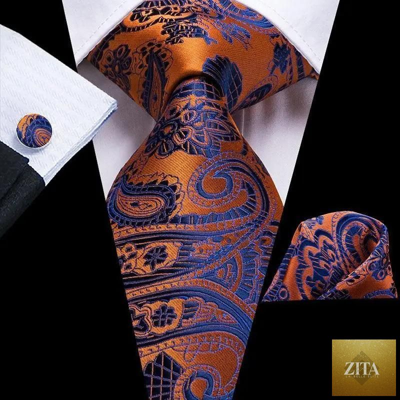 Elegant Stevvex yellow gold tie set for men with matching handkerchief and cufflinks, ideal for weddings and formal suits.