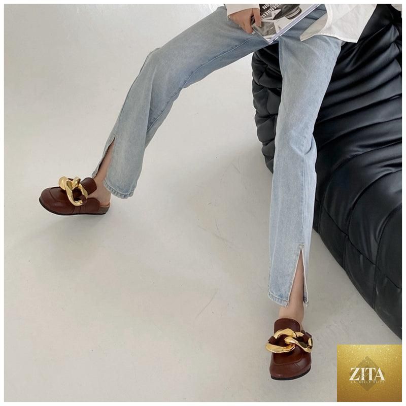 Stevvex women's summer flat sandals with metal chain design, closed toe, slip-on style, low heel, gold accents, casual slide shoes.