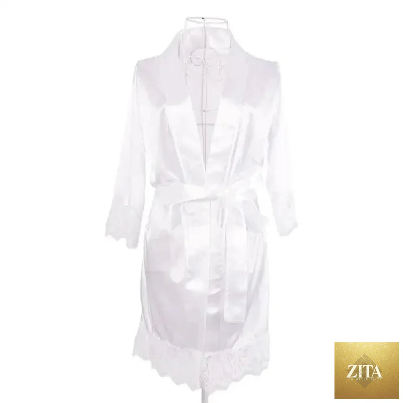 Elegant white short women's bathrobe with vintage design, lightweight and soft, perfect for sleepwear or bridesmaids by Stevvex.