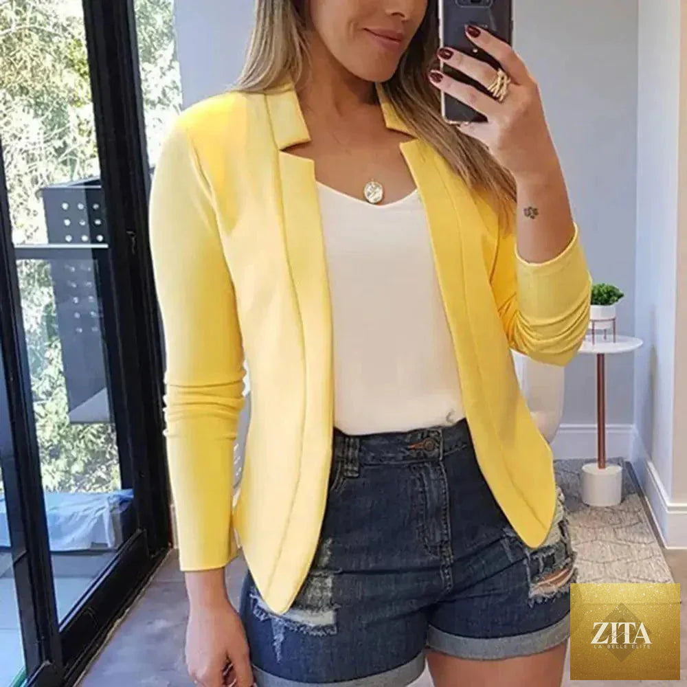 Elegant Stevvex women’s blazer with long sleeves, solid color, tailored fit, ideal for office or formal occasions.